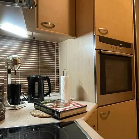 Villa Full House Escape *