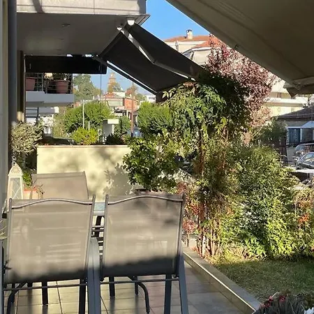 Βίλα Full House Escape *