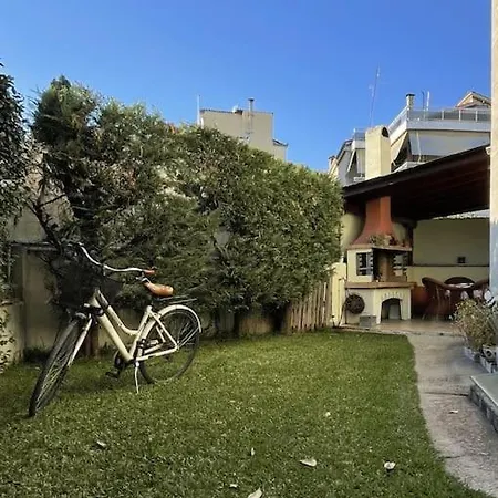 빌라 Full House Escape 트리칼라